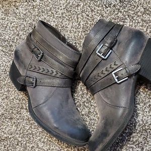 Womens ankle boots